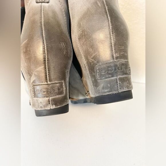 Sorel Lea Wedge Boots Joan of Arctic Chelsea Taupe Grey Tan and Black 8.5 - Picture 6 of 15